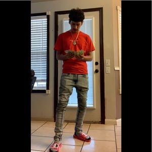 Meet your Posher, Adam